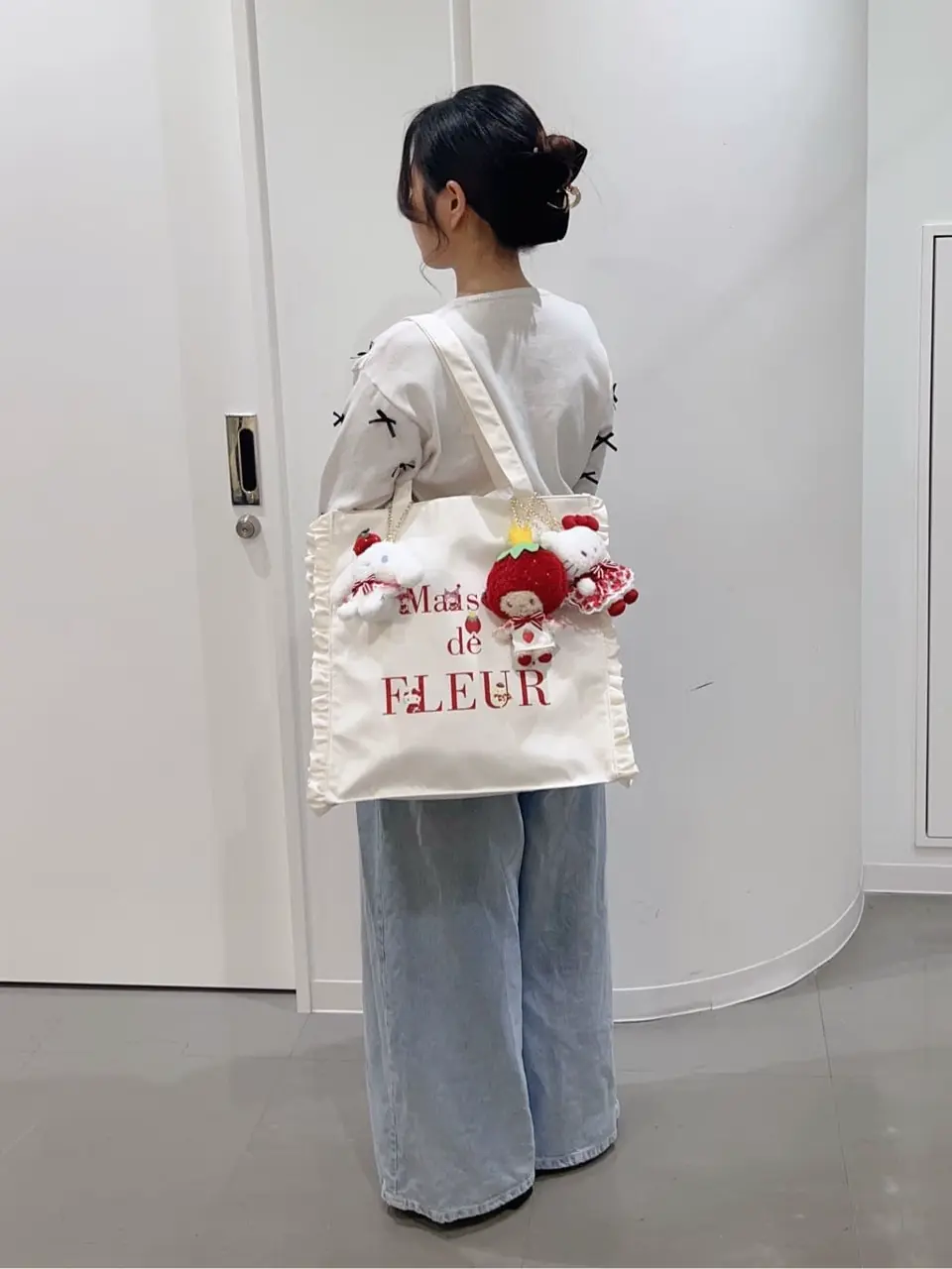 いちご新聞 フリルトートバッグ/Maison de FLEUR（メゾン ド フルール