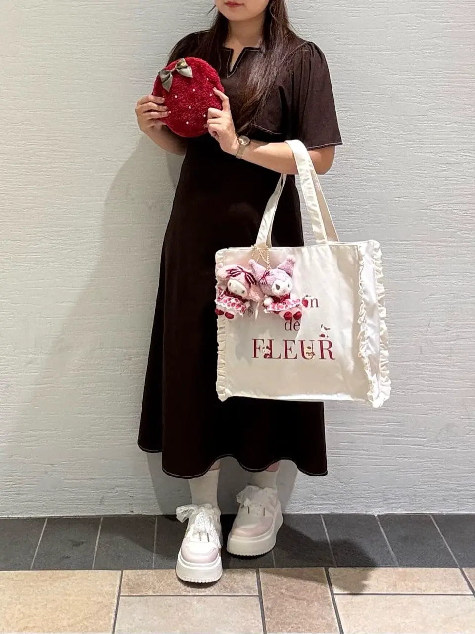 いちご新聞 フリルトートバッグ/Maison de FLEUR（メゾン ド フルール