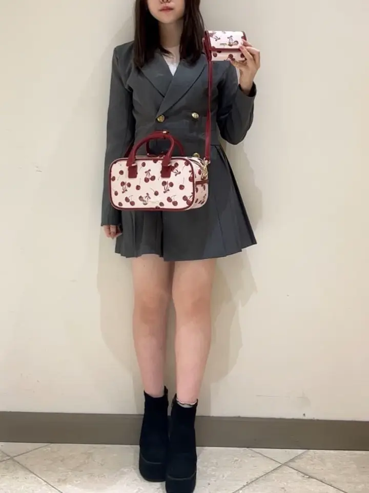 チェリー柄ウォレット/Maison de FLEUR（メゾン ド フルール）の財布