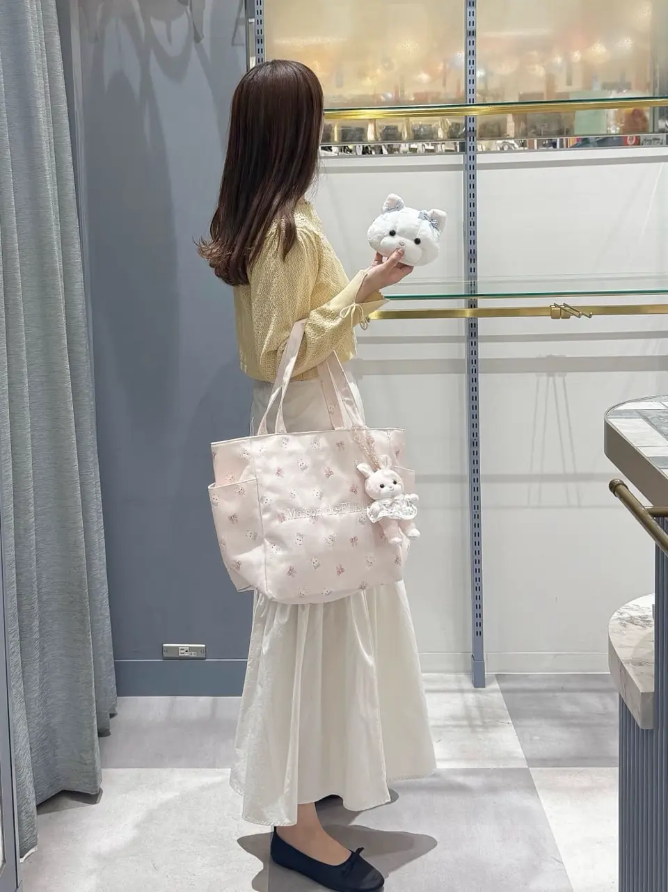 クリーミーねこフェイスポーチ/Maison de FLEUR（メゾン ド フルール