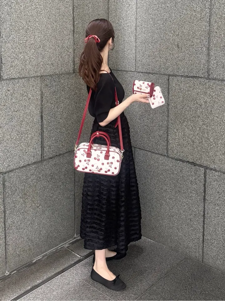 チェリー柄ウォレット/Maison de FLEUR（メゾン ド フルール）の