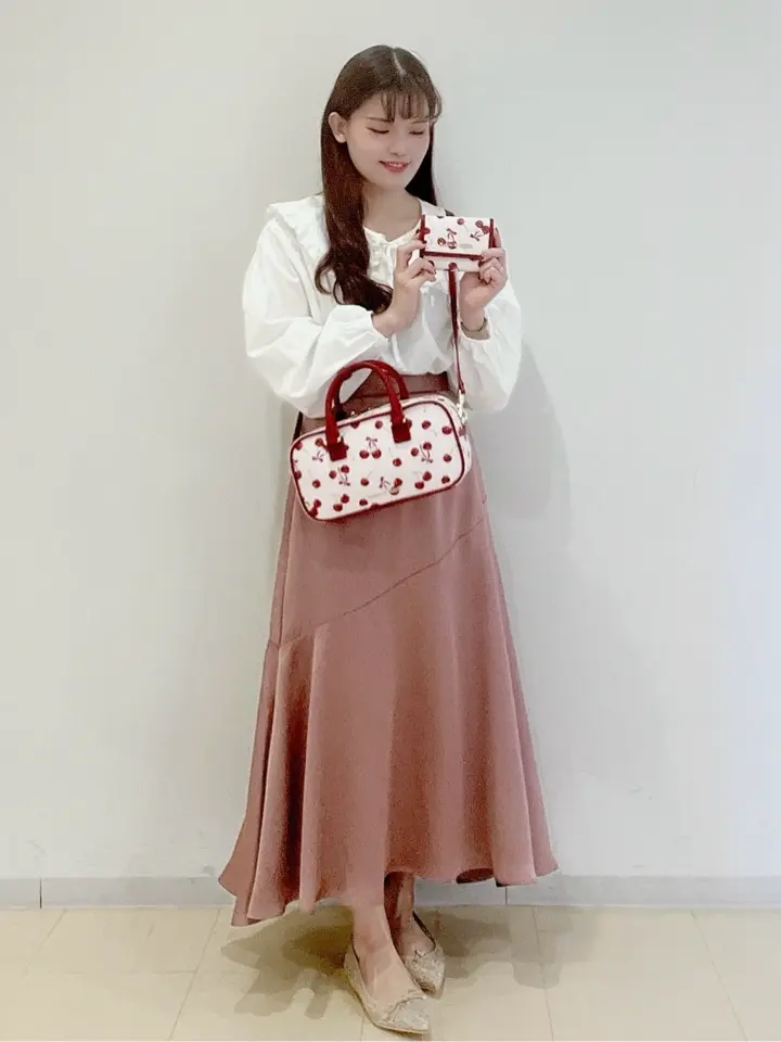 チェリー柄ウォレット/Maison de FLEUR（メゾン ド フルール）の財布