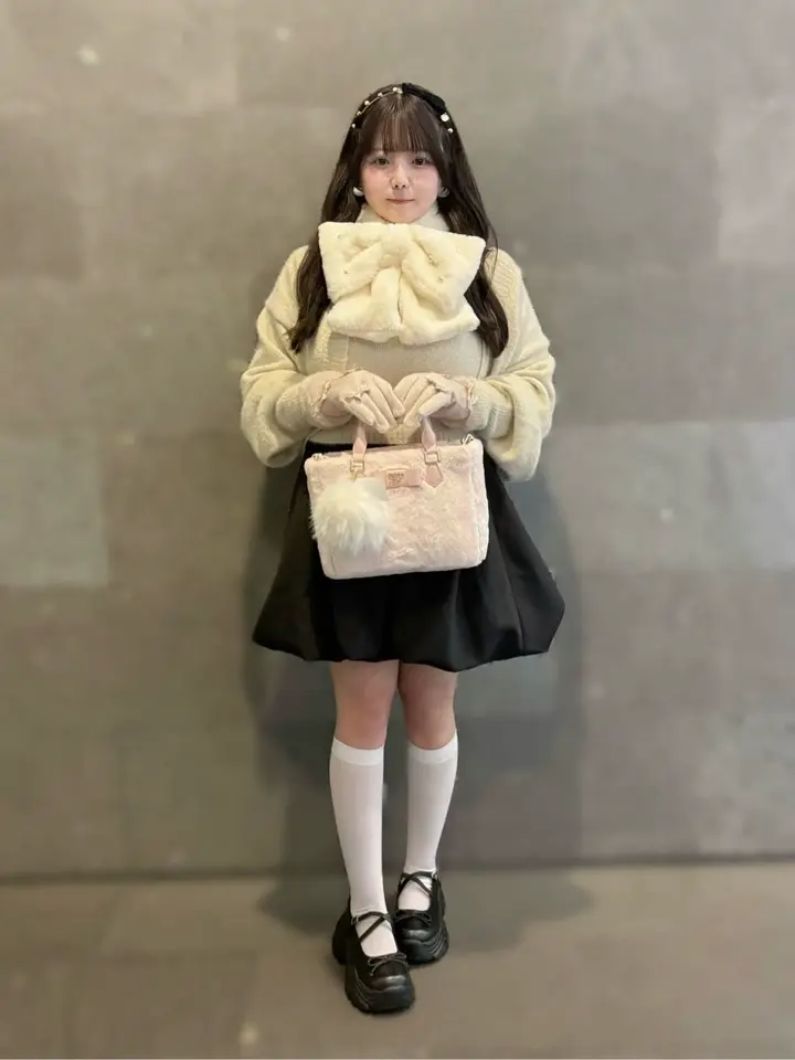 プチリボンファーグローブ/Maison de FLEUR（メゾン ド フルール）の