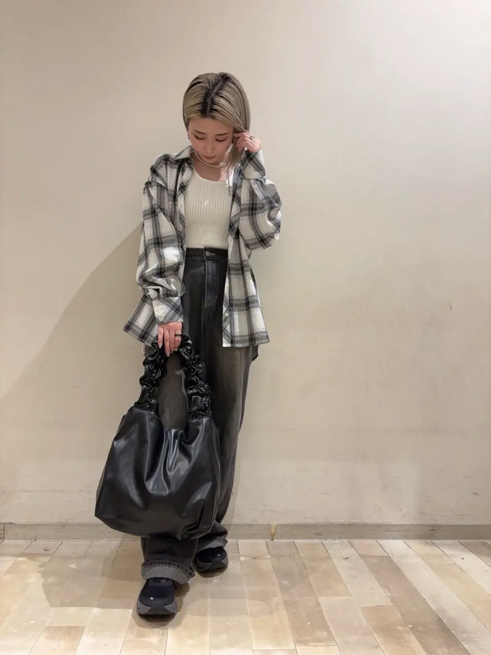【ラドロー】トライカラー フリル ハンドル スクエア トートバッグ カーキ×黄 ラドロー】トライカラー フリル ハンドル スクエア トートバッグ