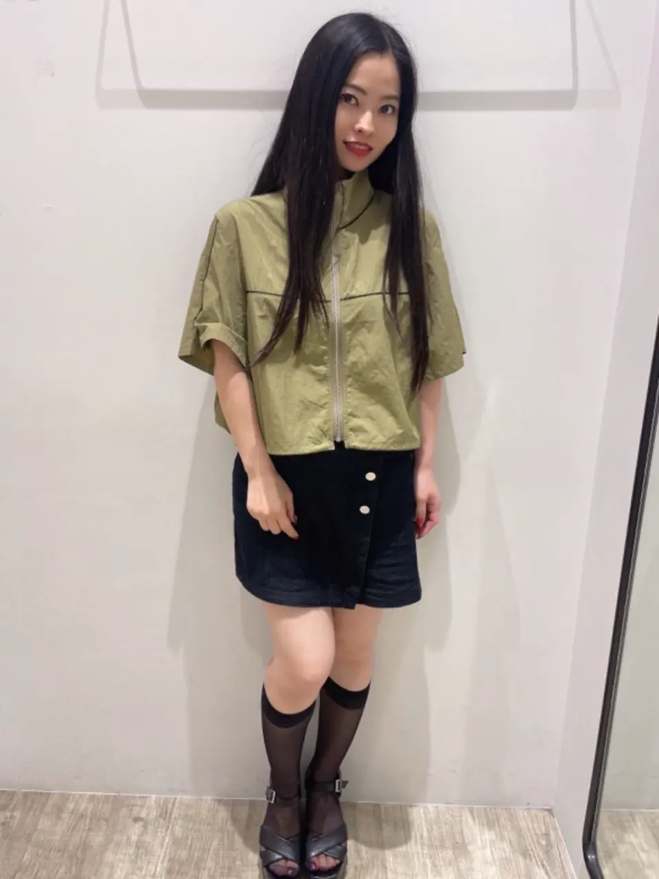 DAMA collection 　ベージュ（美品）切り替えデザインブルゾン ギャザーデザイン・タフタブルゾン/40代50代からのレディース