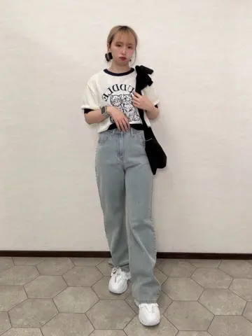 【ALDO】サイド ストライプ☆Uptown☆レースアップ・スニーカー ALDO】サイド ストライプ☆Uptown☆レースアップ・スニーカー