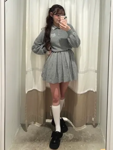 【フェミニン×リゾート】Miu Miu ボートシューズ 軽やか+抜け感 ミュウミュウ公式通販】服 & アクセサリー｜MIU MIU公式サイト