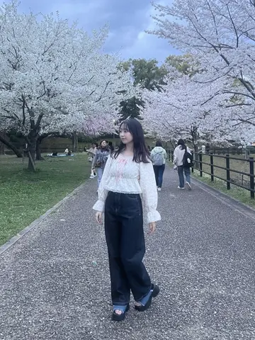 Aimiページ 8/25/2024の𝐚𝐢𝐦𝐢の投稿