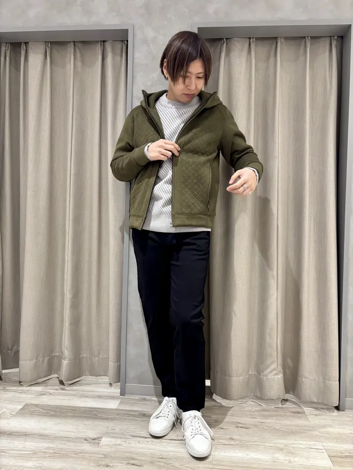 エンボスフードブルゾン