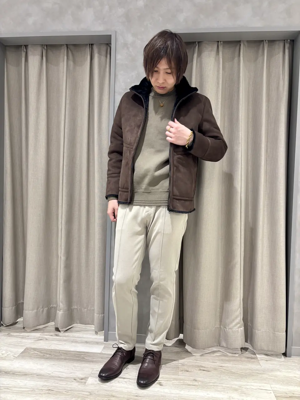 フェイクムートンブルゾン