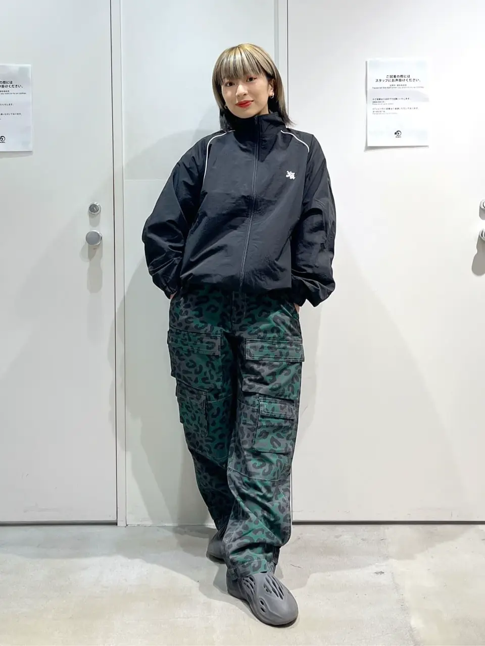 OLD ENGLISH NYLON TRACK JACKET XLARGE – calif（カリフ）公式サイト
