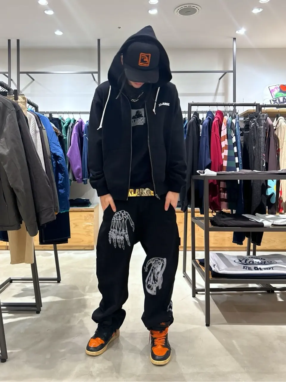 スウェット【KSUBI】関税込み送料無料 フリース素材 フード付き スウェット【KSUBI】関税込み送料無料 フリース素材 フード付き