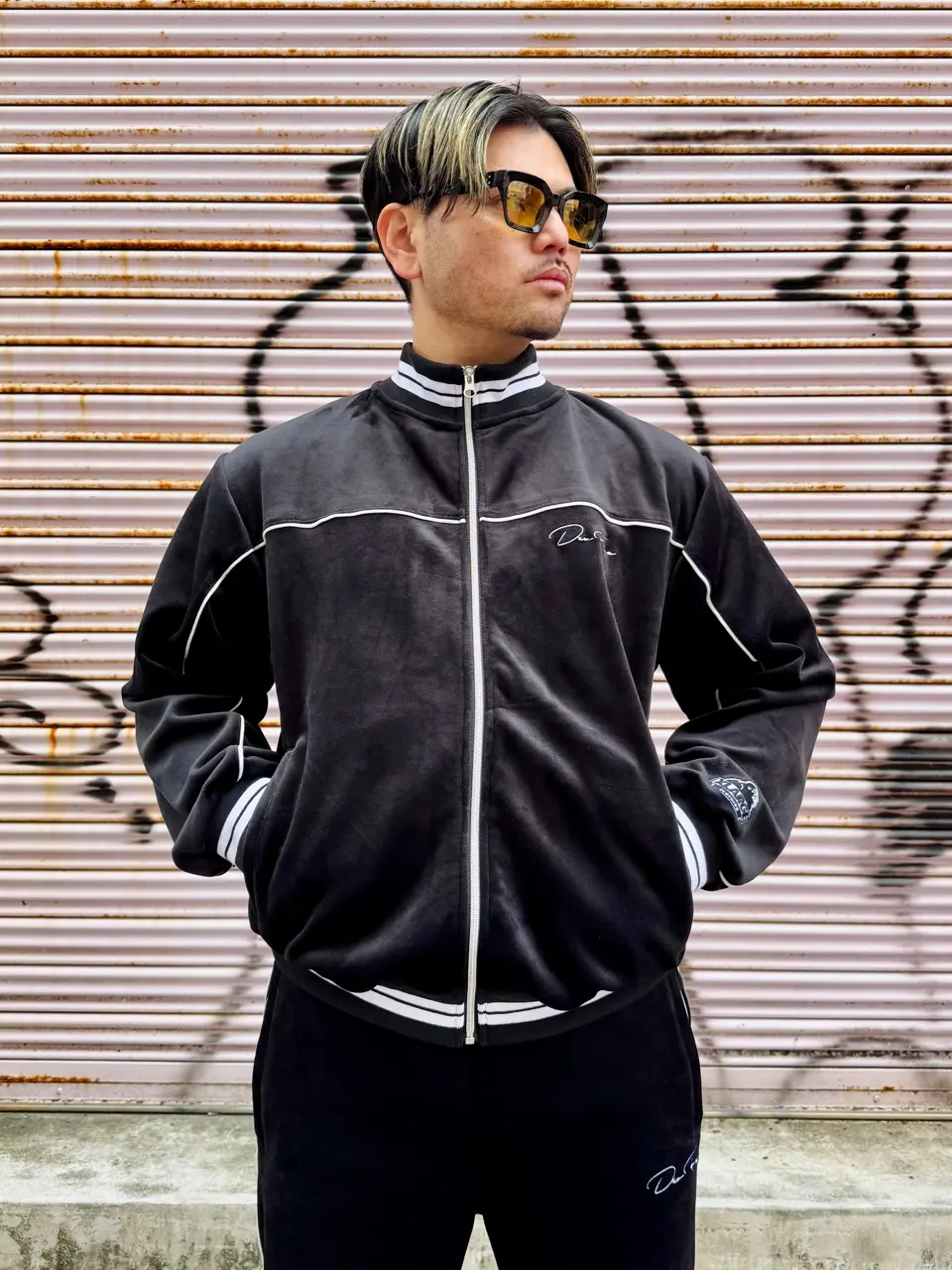 XLARGE✖︎dexfilmz ベロア　セットアップ　ジャージ XLARGE✖︎dexfilmz ベロア セットアップ ジャージ XLARGE OFFICIAL