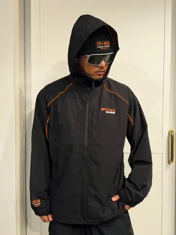 XLARGE フード付きジャケット 黒 X-LARGE ブラックジャケット フード付き ジャケット・アウター