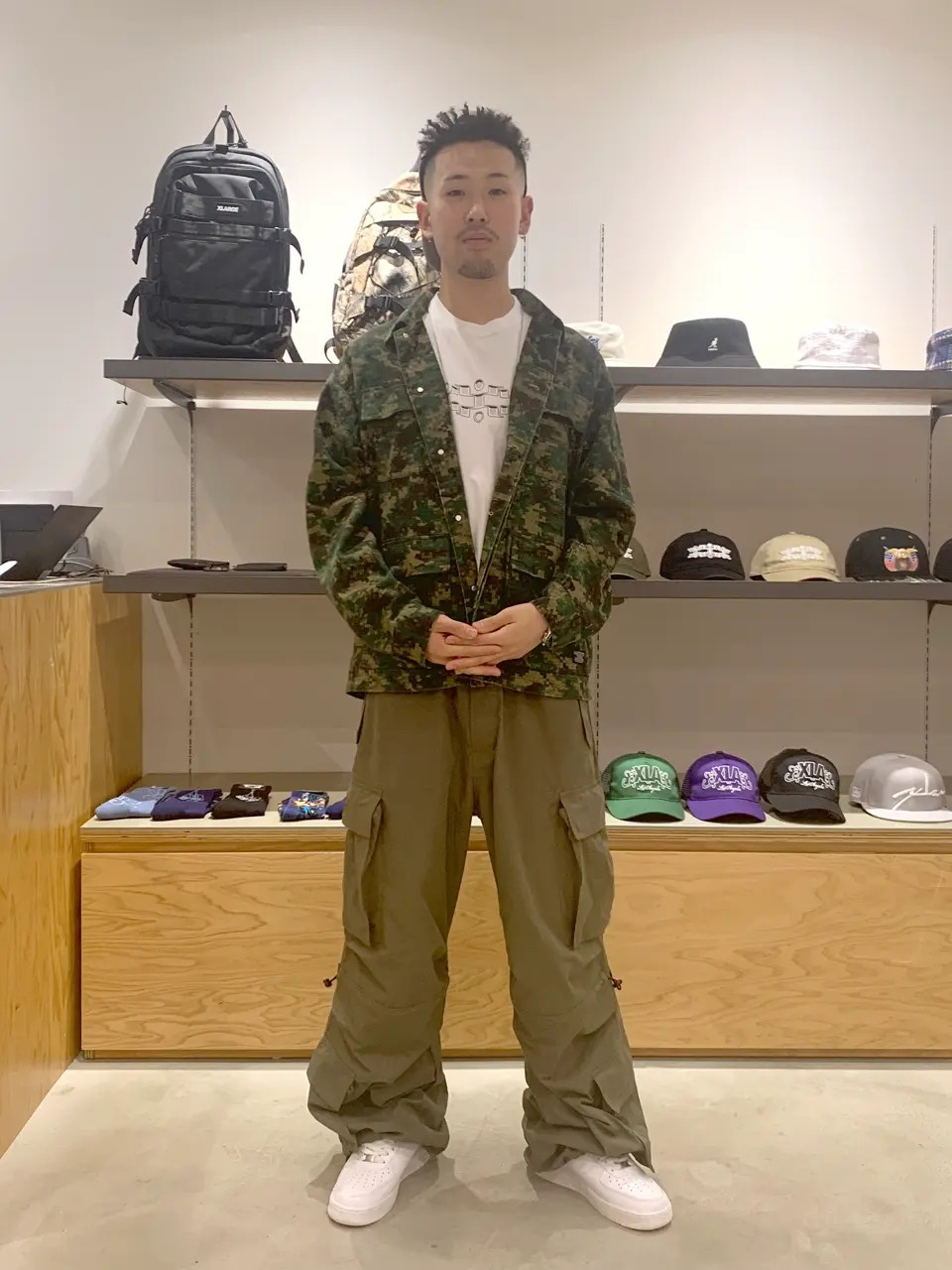 X ANCIENT FUTURISTIC S/S TEE – calif（カリフ）公式サイト