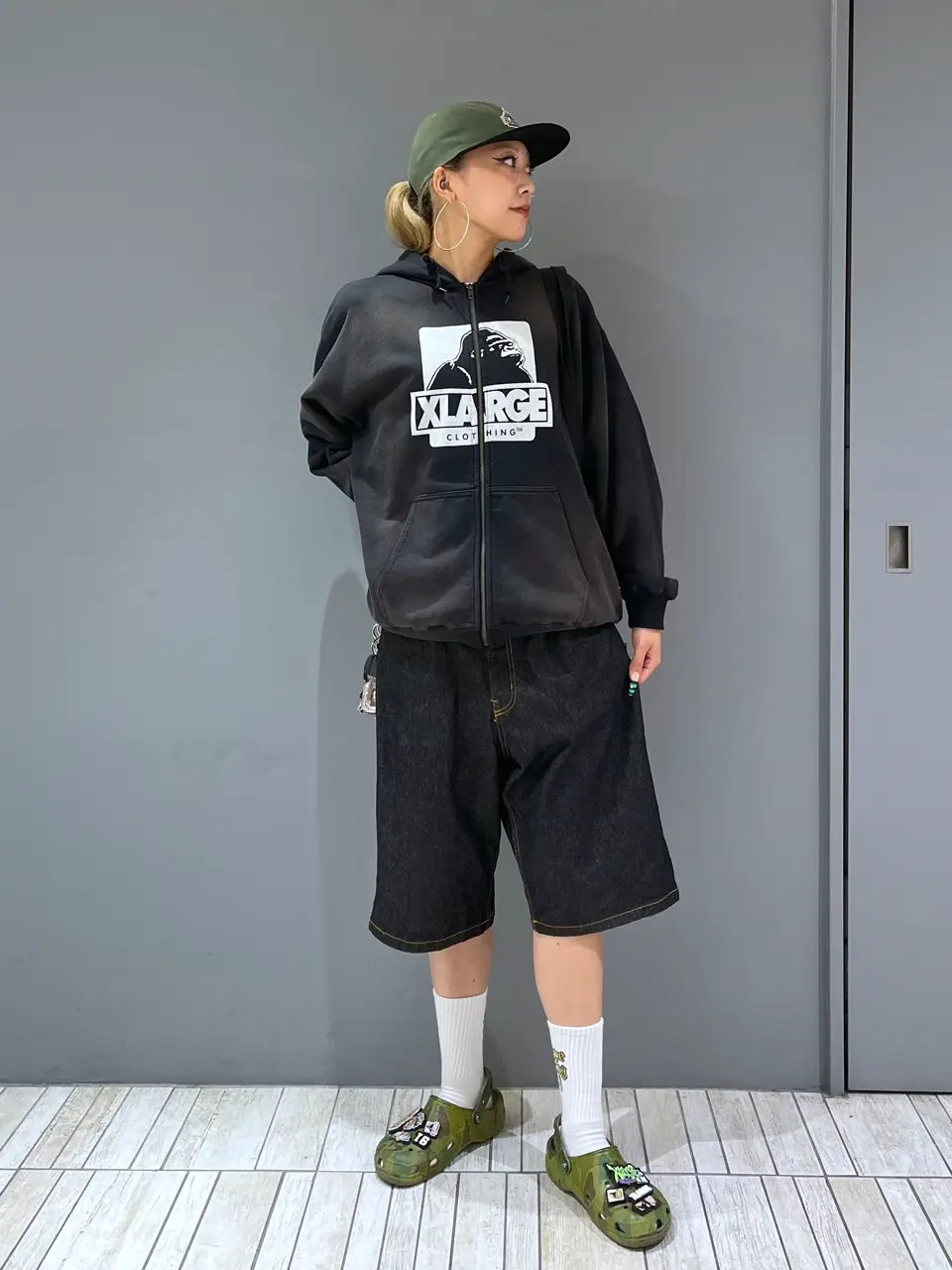 トップス XLARGE DISCHARGE PRINTED OG ZIP HOODED DISCHARGE PRINTED OG ZIP HOODED SWEATSHIRT（パーカー