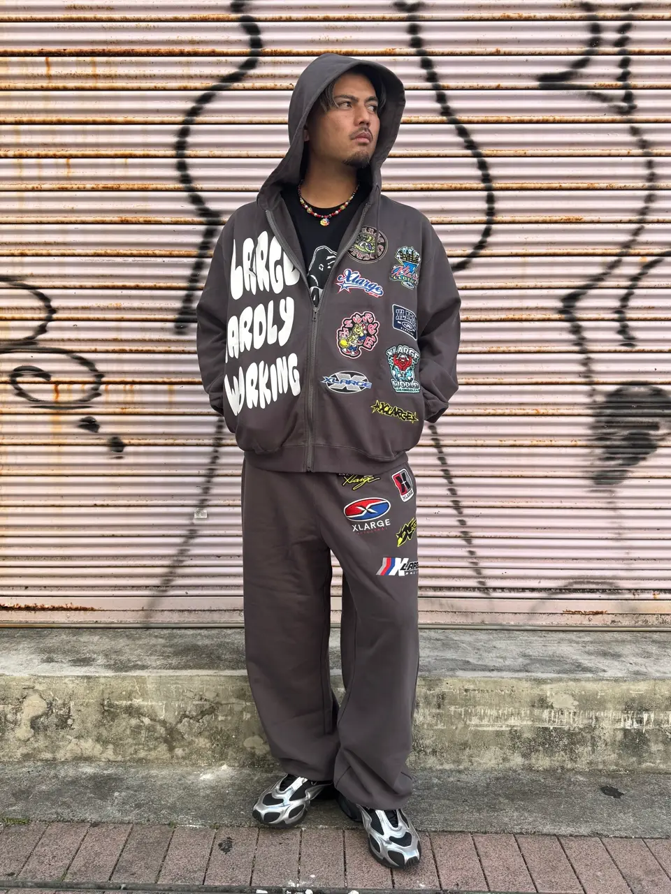 MULTI LOGO ZIP UP HOODED SWEATSHIRT – calif（カリフ）公式サイト