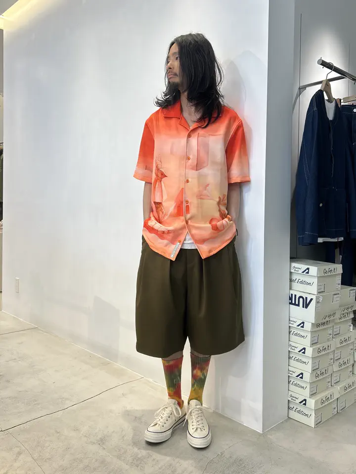 WHITE MOUNTAINEERING/ホワイトマウンテニアリング/8 TUCK WIDE SHORT