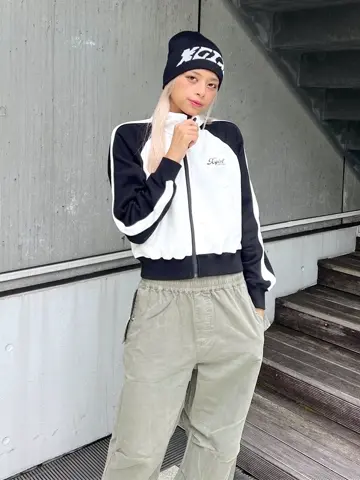 STRIPED SLEEVE COMPACT ZIP UP SWEATSHIRT – calif（カリフ