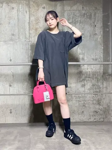 入手困難Champion X-girl ブラック Mサイズ タグ付き新品 X-girl × Champion REVERSE WEAVE R PIGMENT DYED POCKET S/S