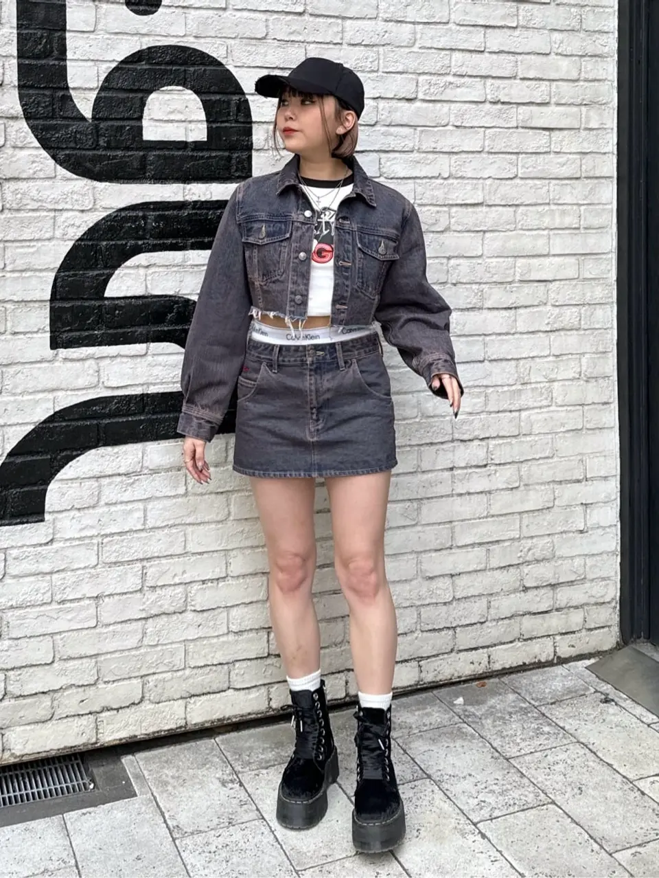 X-girl×ジョジョの奇妙な冒険SC IGGY S/S BABY TEE – calif