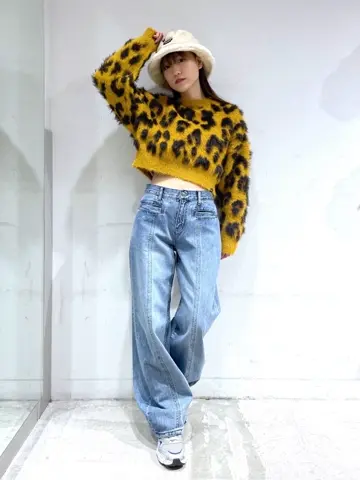新品 タグ付き X-girl LEOPARD CROPPED KNIT TOP 新品 タグ付き X-girl LEOPARD CROPPED KNIT TOP