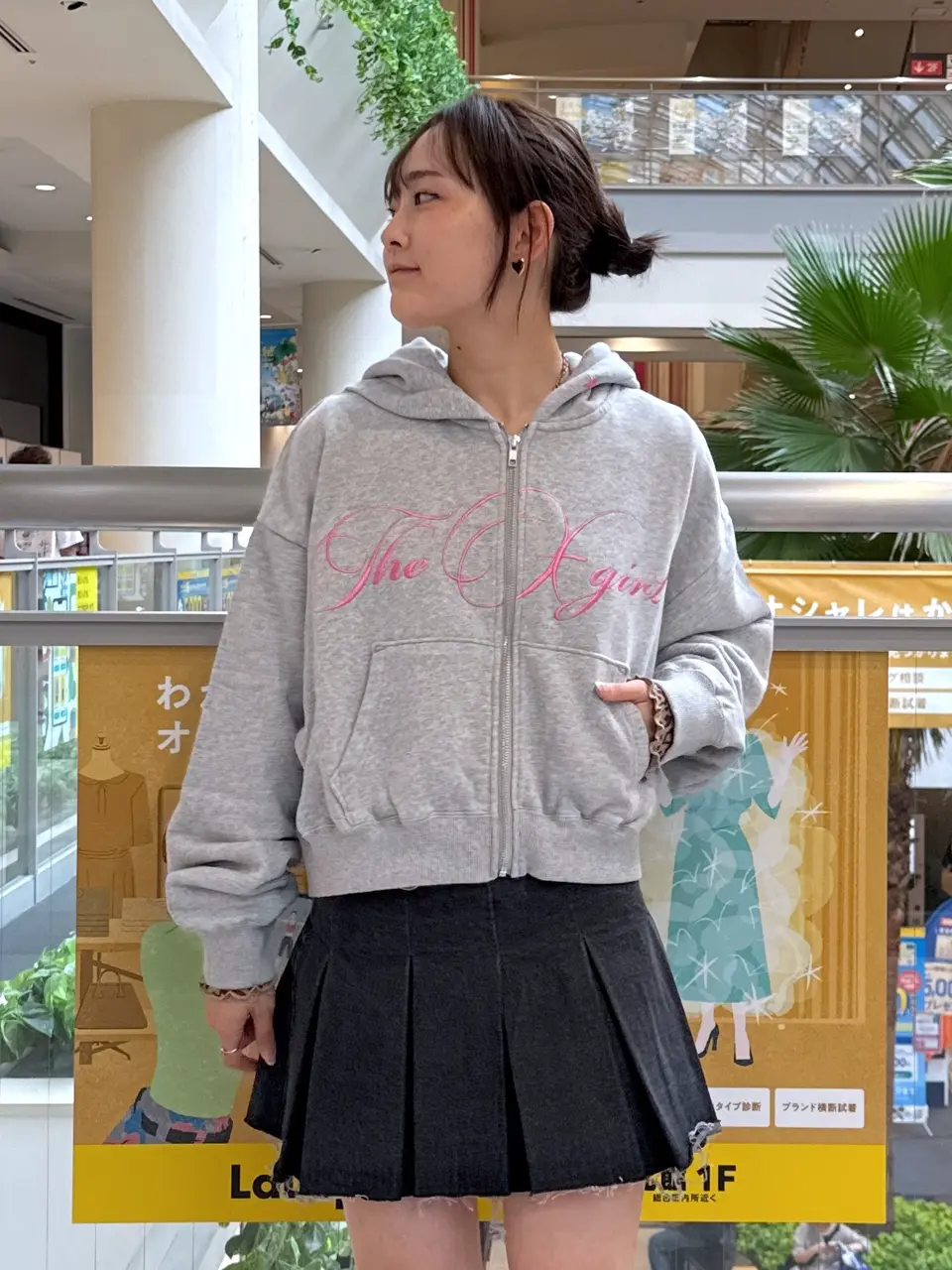 MEGUMYページ 大大大好きな @acnestudios の世界最大級のお店が青山にオープン