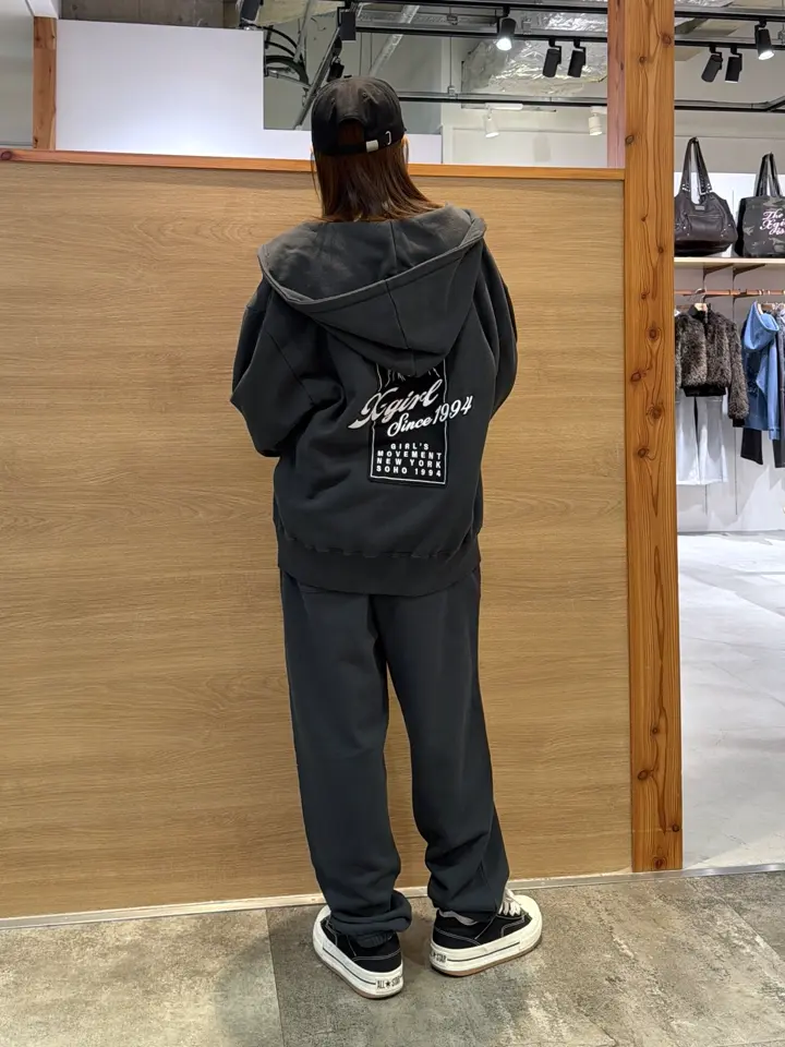FACE BOX PATCH ZIP UP SWEAT HOODIE – calif（カリフ）公式サイト