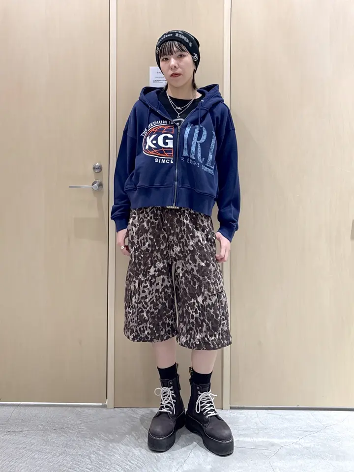 PANELED GRAPHIC ZIP UP SWEAT HOODIE – calif（カリフ）公式サイト