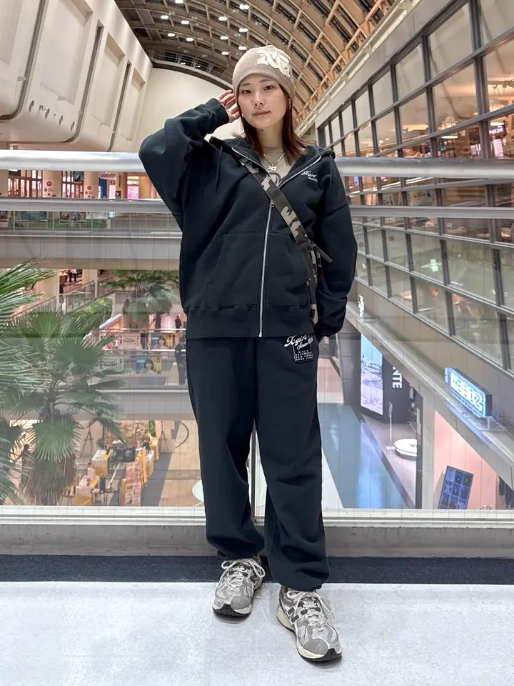 FACE BOX PATCH ZIP UP SWEAT HOODIE – calif（カリフ）公式サイト