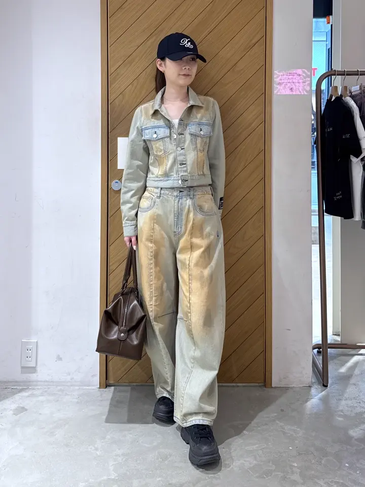 AYAKAのスタッフページ