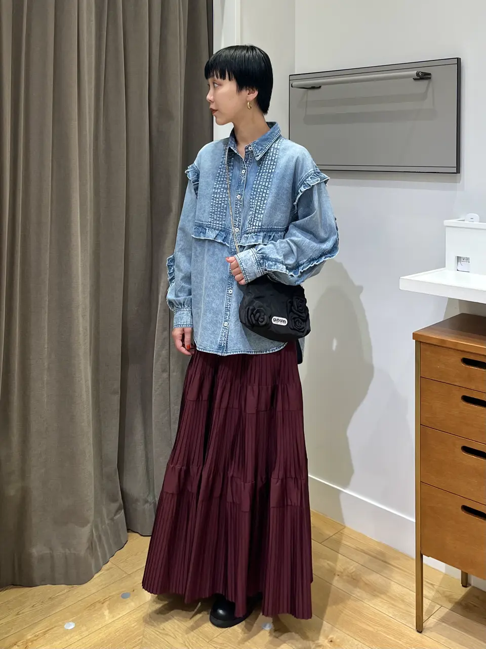 ミュベールのデニムシャツ 10/4/2025のSAKURAの投稿