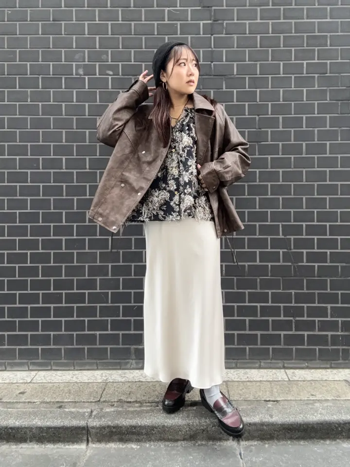 mag.by c/FLOWER JACQUARD BLOUSE – calif（カリフ）公式サイト