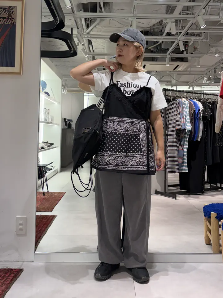 ROSE BUD別注】INDIA IS BEAUTIFUL/BLACK BANDANA CAMISOLE – calif