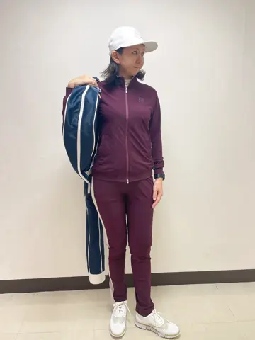 WOMEN センシティブストレッチジャージー ブルゾン ワイン