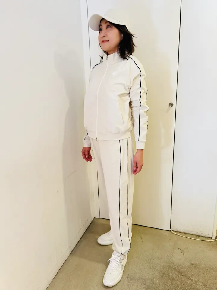 WOMEN センシティブパワーストレッチジャージー ブルゾン クリーム