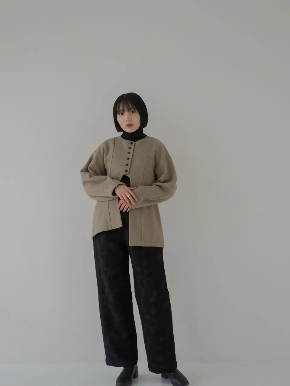 eaphi CURVE CUT LINE JACKET eaphiCURVE CUT LINE JACKET