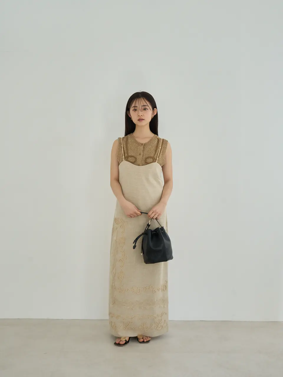 TAPE EMBROIDERY MIX KNIT