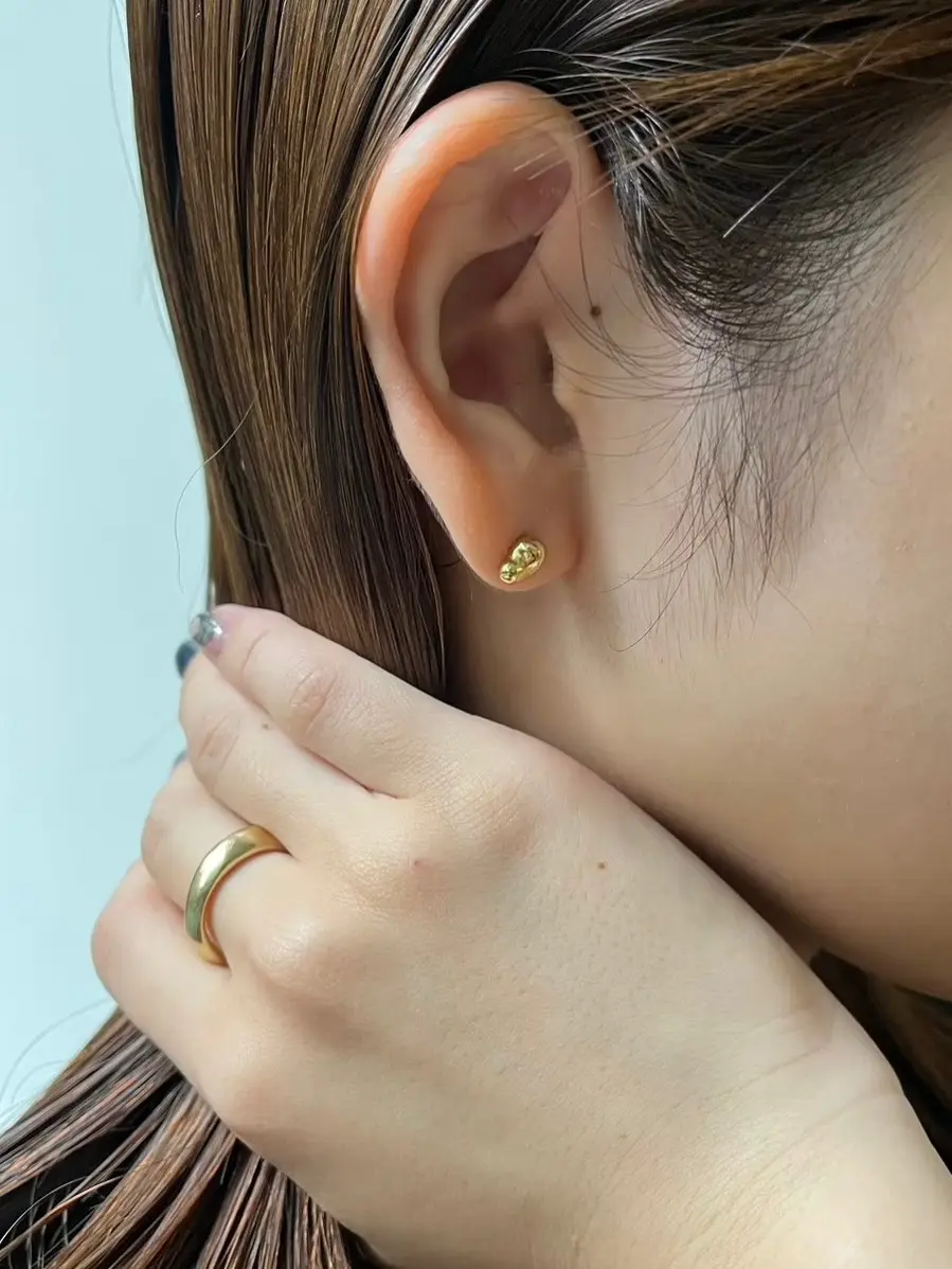 コンマピアス GD