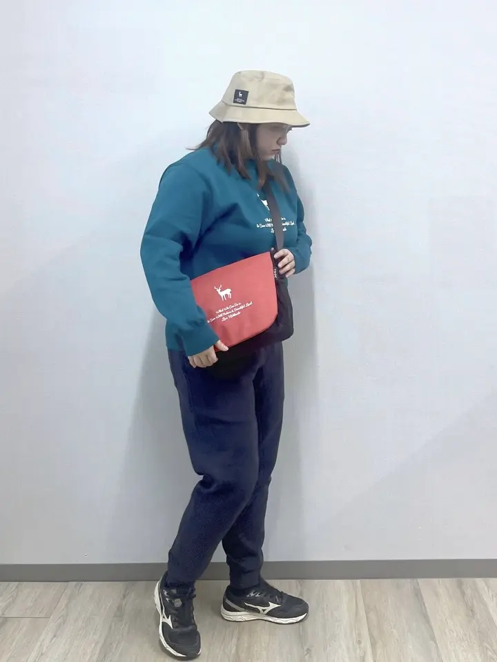 【新品タグ有】Theory Saxony Soft Shaleen ネイビー38 9/10/2025のMAYUの投稿