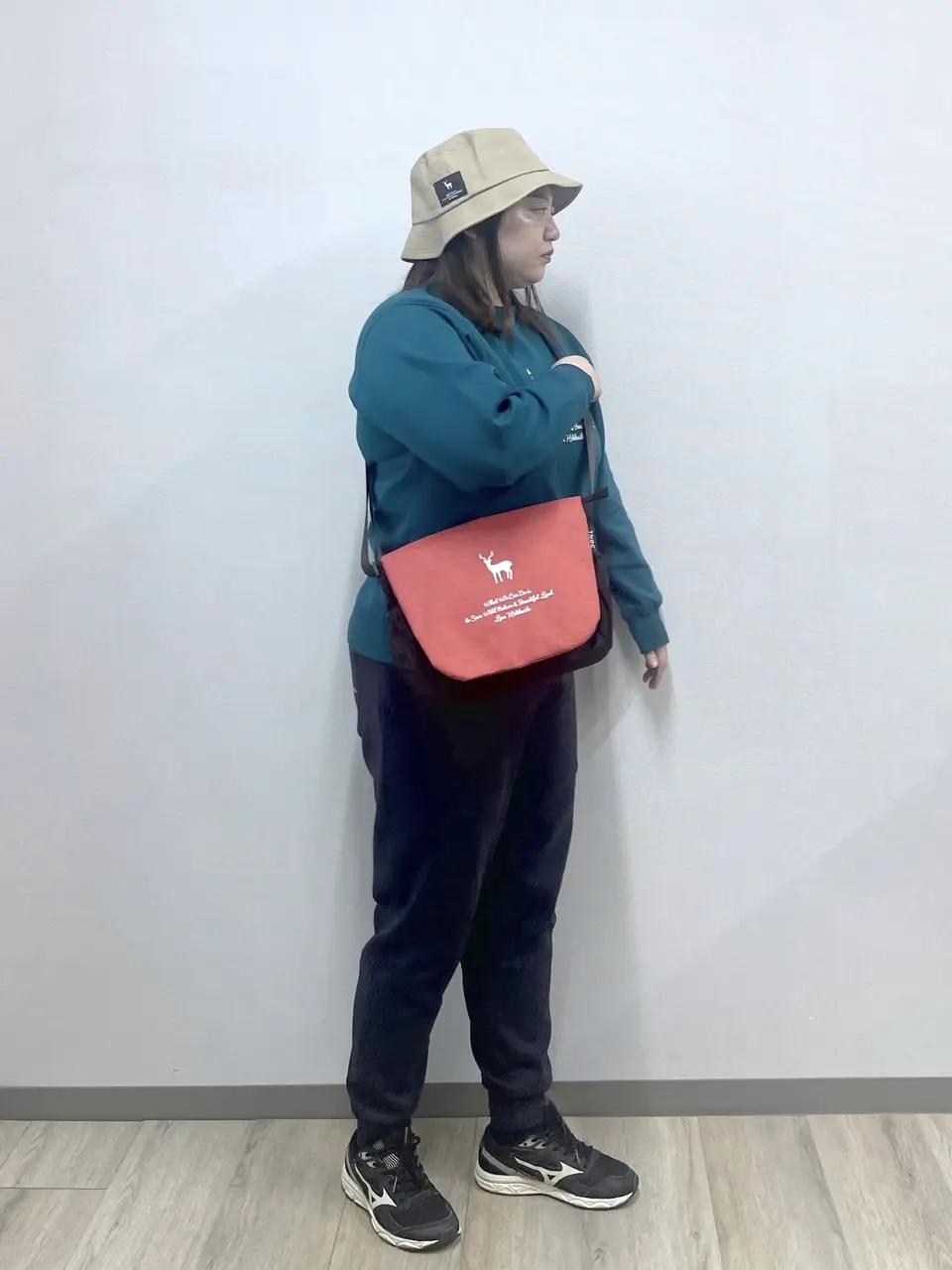 【新品タグ有】Theory Saxony Soft Shaleen ネイビー38 新品タグ有】Theory Saxony Soft Shaleen ネイビー38