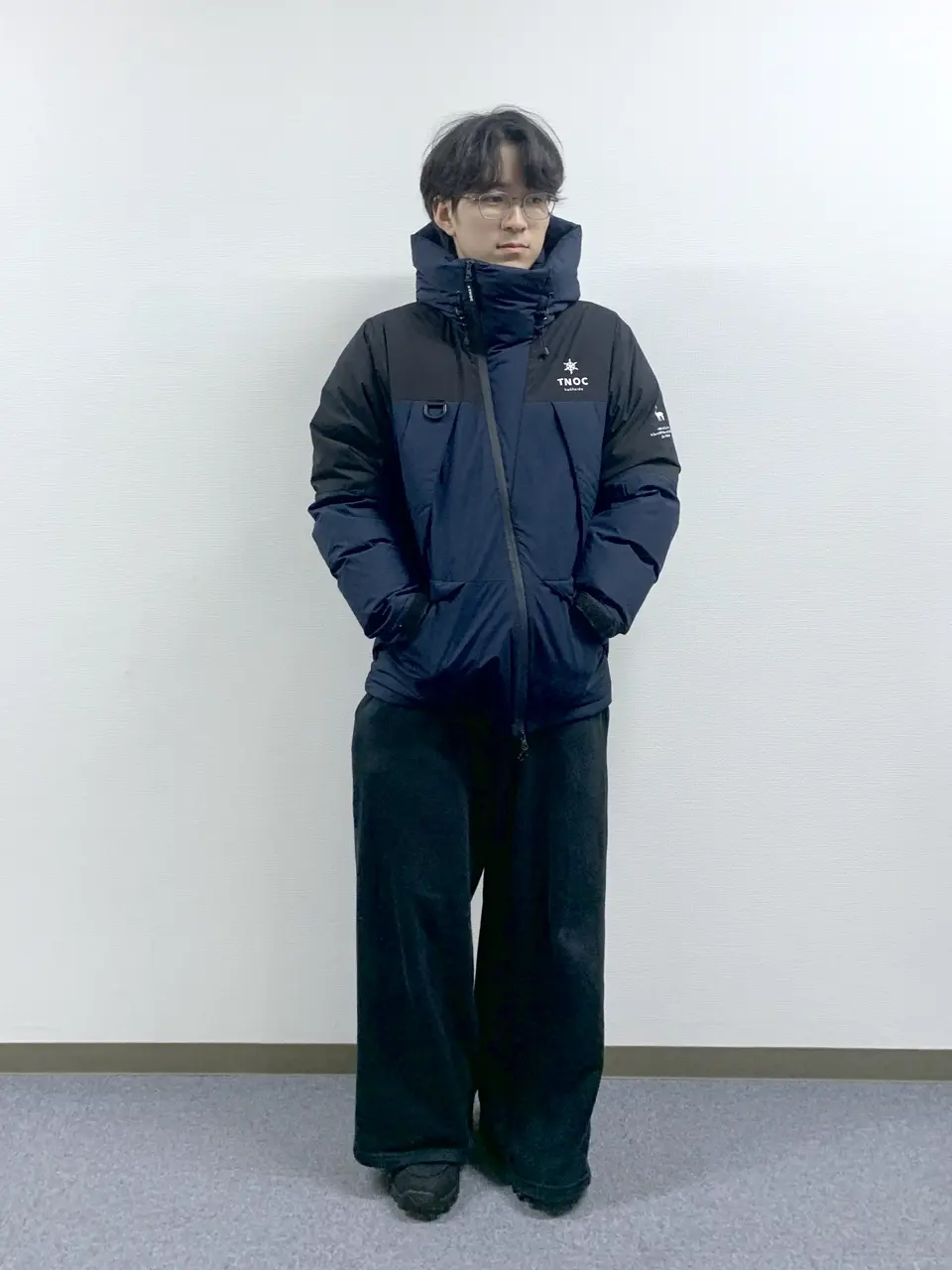   ダウンジャケット Mサイズ ダークブルー 11/3/2025のZOEの投稿