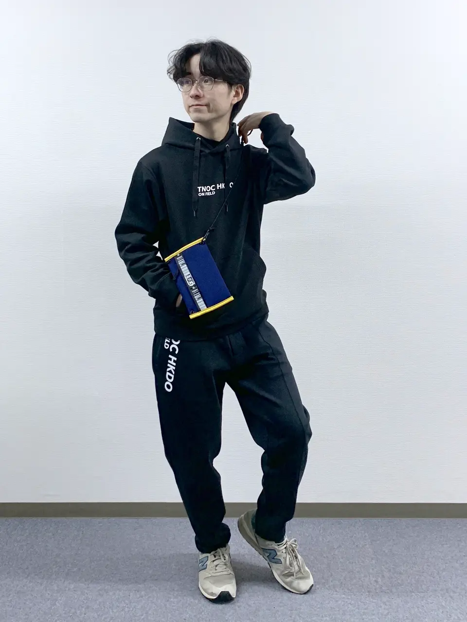 【試着のみ美品タグ付き】小顔スウェット 310 ネイビー 1/23/2026のZOEの投稿