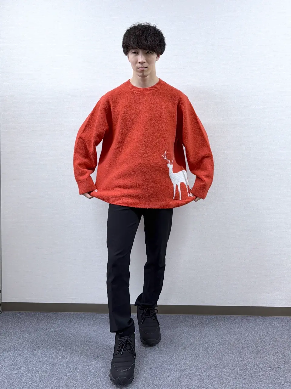 PATOU ロゴ入りレッドセーター S Patou | レディス ニット、デザイナー セーター - Patou.com