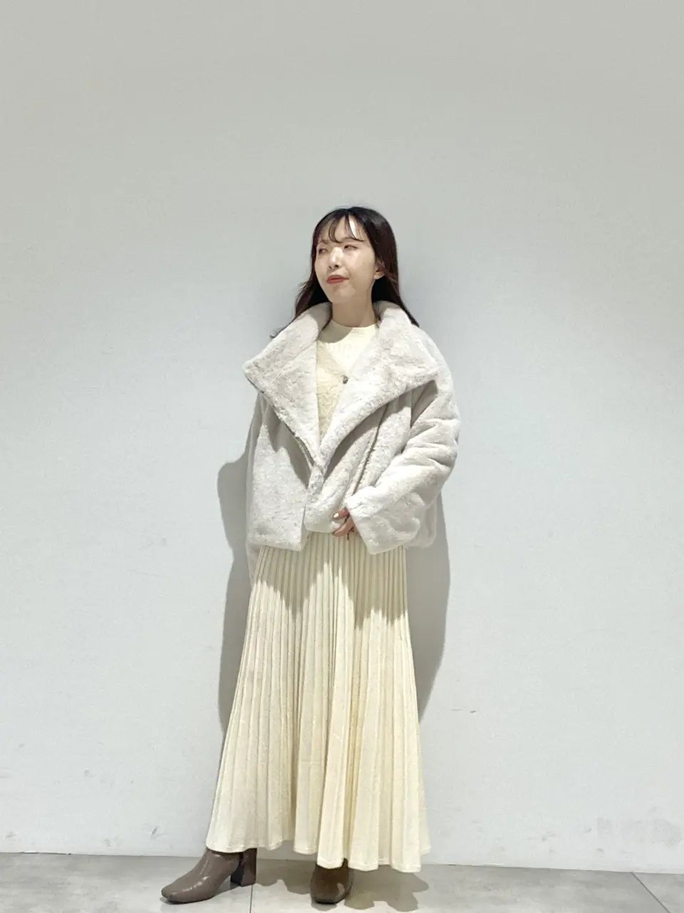 SALE】ビジュー釦Vネックシャギーカーディガン - 12Twelve