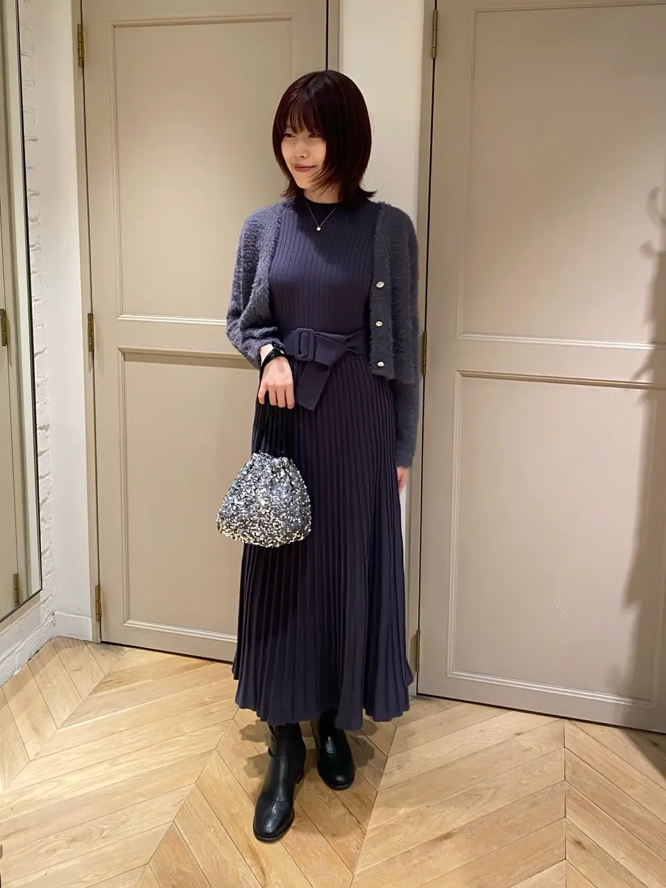 トゥエルブアジェンダ 12Twelve Agenda ビジュー釦Vネックシャギーカーディガン （アイボリー） SALE】ビジュー釦Vネックシャギーカーディガン - 12Twelve