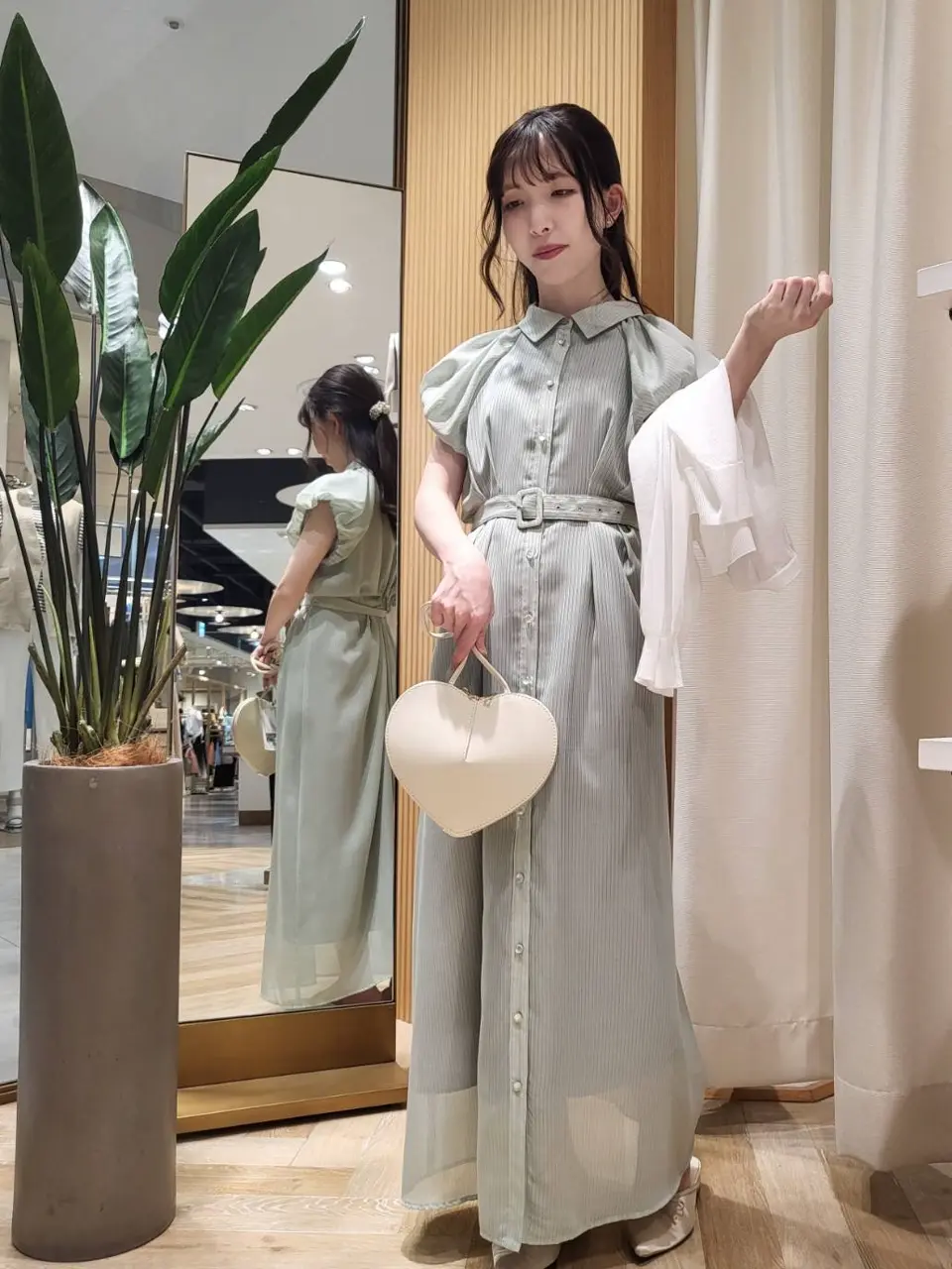 SALE】シアーストライプバルーンスリーブシャツワンピース