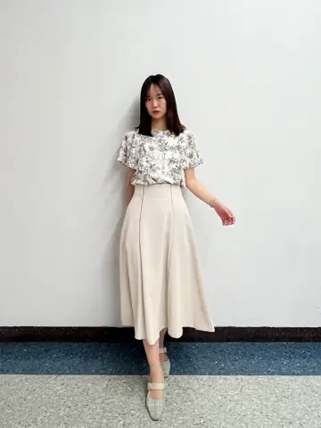 SALE】フリルスリーブ花柄ブラウス - 12Twelve Agenda(トゥエルブ