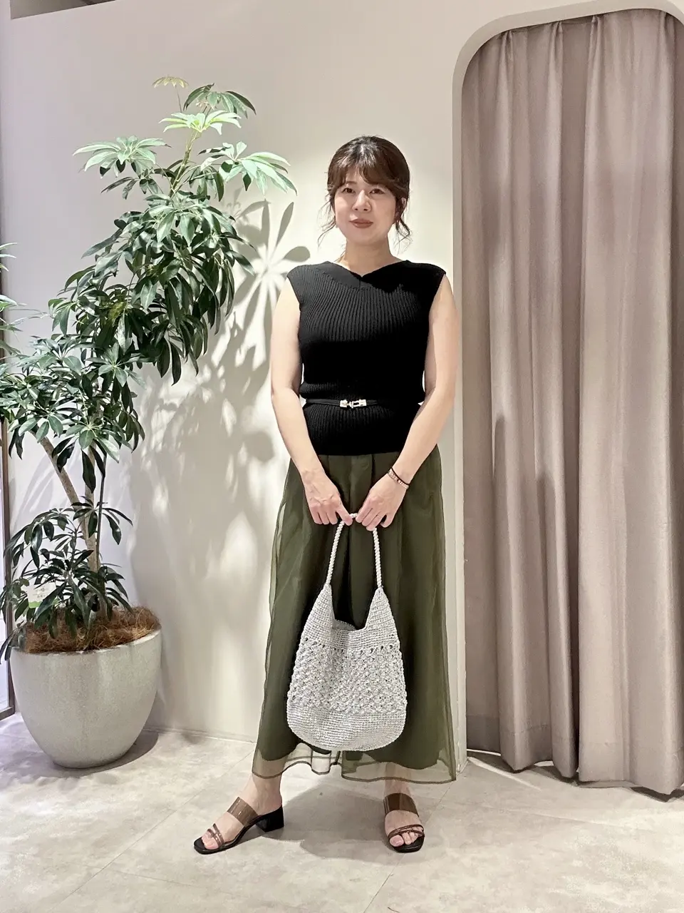 レア　D&G ノースリーブトップス ダークオリーブ SALE】前後2wayドライタッチノースリーブリブニットプルオーバー