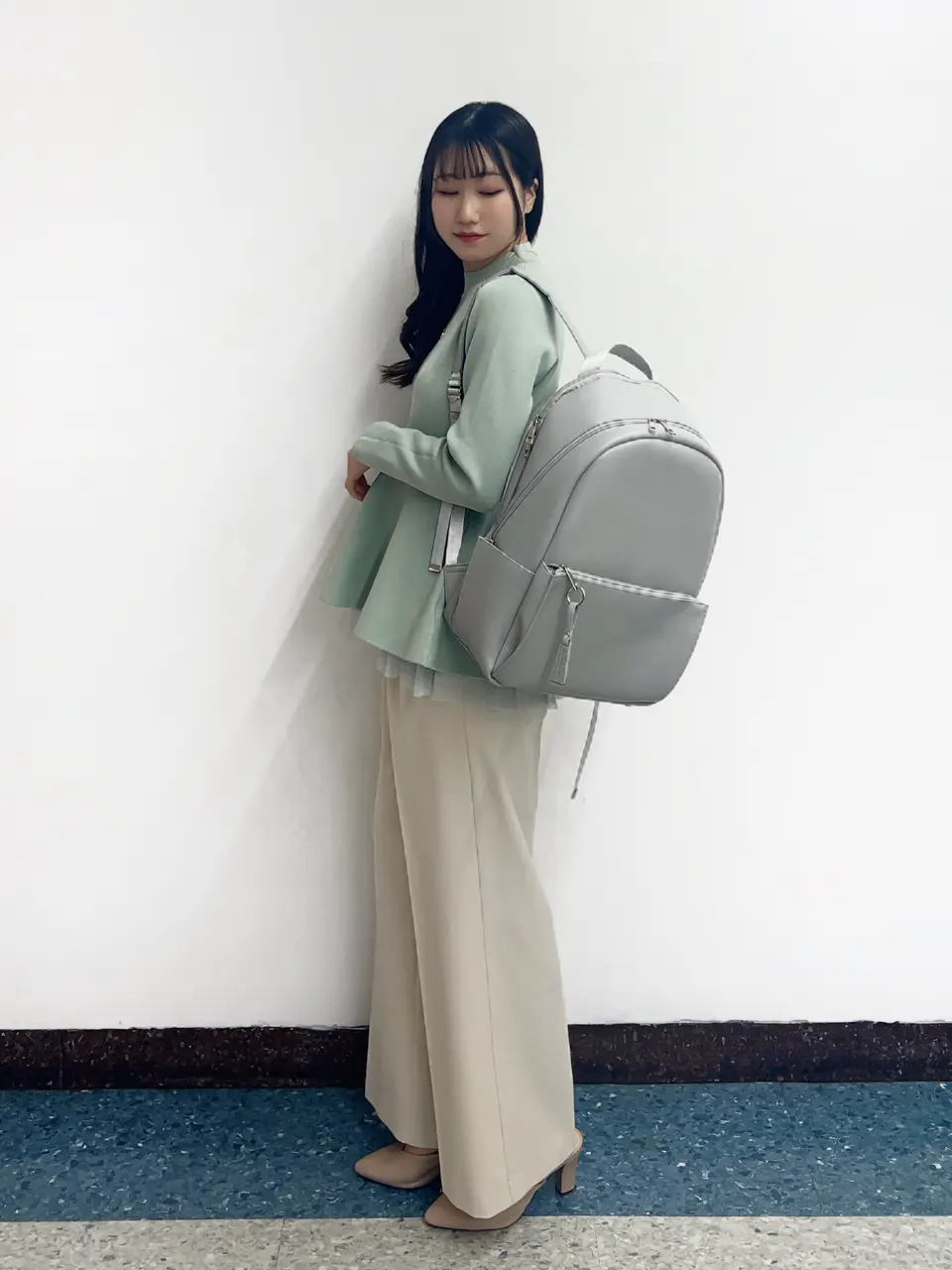 PC収納付き合皮A4リュック - 12Twelve Agenda(トゥエルブアジェンダ 